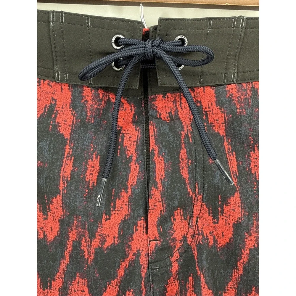 American Eagle Outfitters product pair